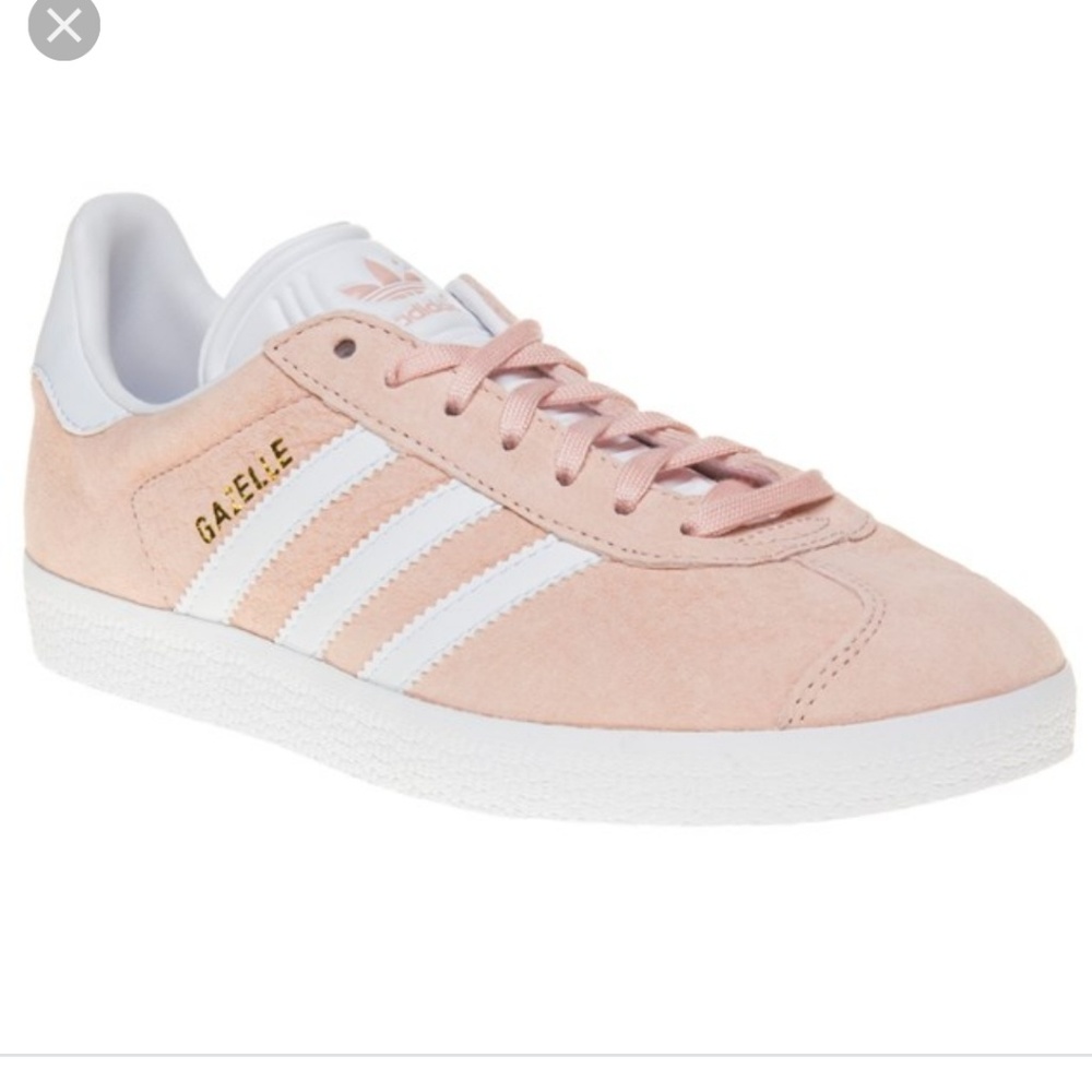 Addidas Gazelle in kids size 5 but fits a women 7